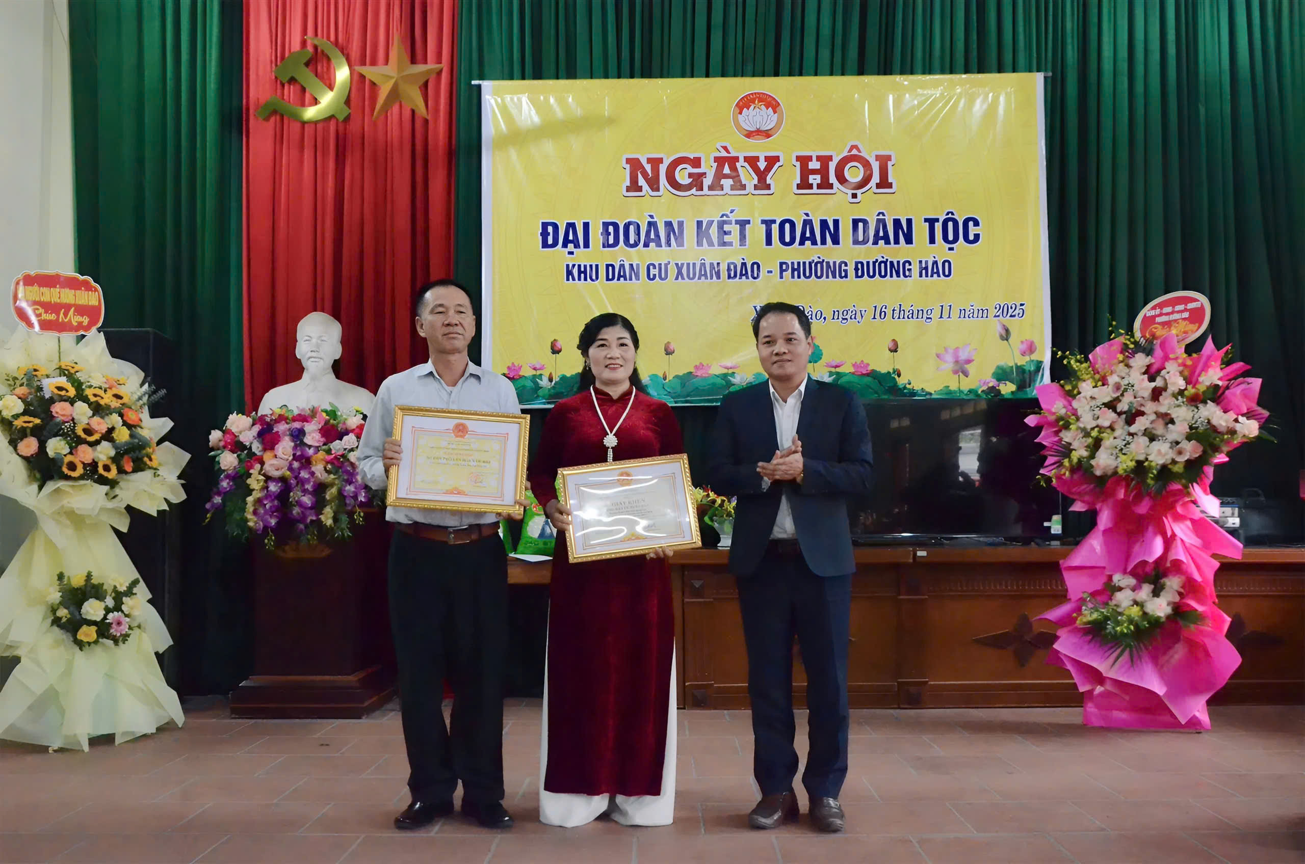 Khu dân cư Xuân Đào tổ chức Ngày hội Đại đoàn kết toàn dân tộc
