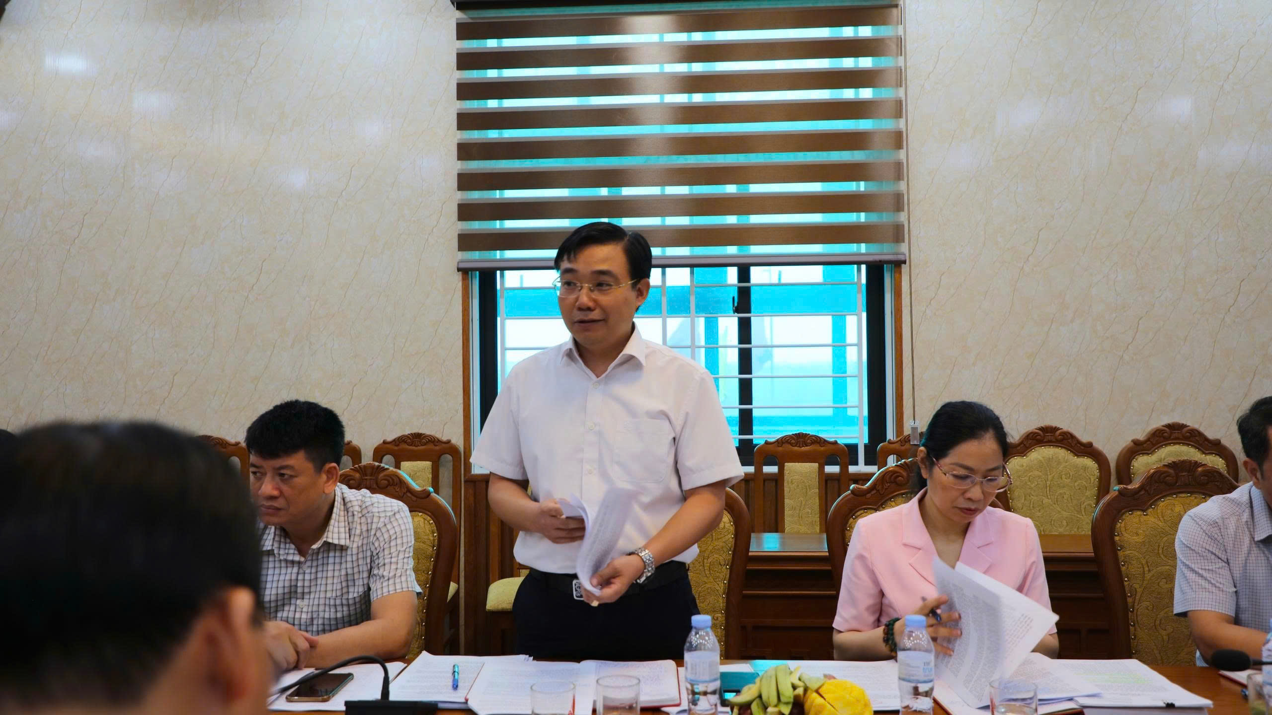 Phường Đường Hào làm việc với Tổ Kiểm tra số 01 về công tác kiểm tra, xác minh tổ chức đảng, đảng viên