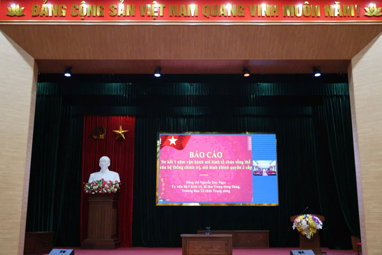 Phường Đường Hào tham dự Hội nghị trực tuyến sơ kết 01 năm vân hành mô hình tổ chức tổng thể của hệ thống chính trị và mô hình chính quyền 03 cấp