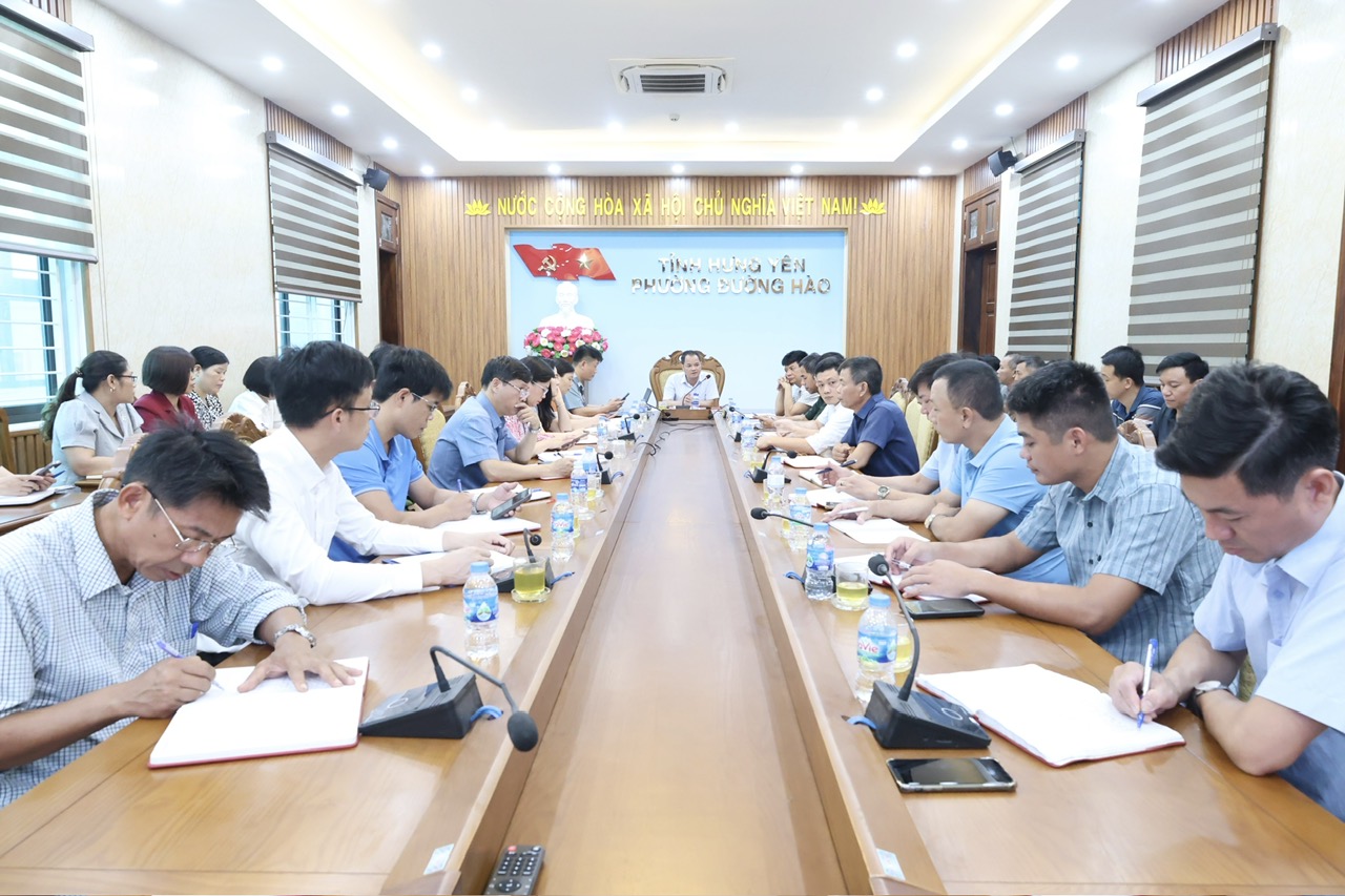 Hội nghị giao ban thành viên Ủy ban nhân dân phường Đường Hào tháng 7 năm 2026