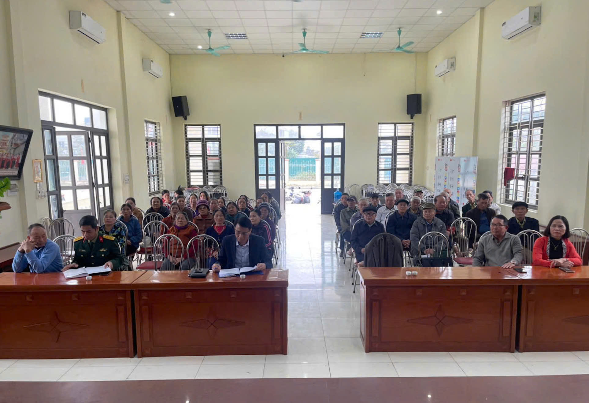 Phường Đường Hào hoàn thành tổ chức hội nghị lấy ý kiến cử tri nơi cư trú đối với người ứng cử đại biểu HĐND phường nhiệm kỳ 2026–2031