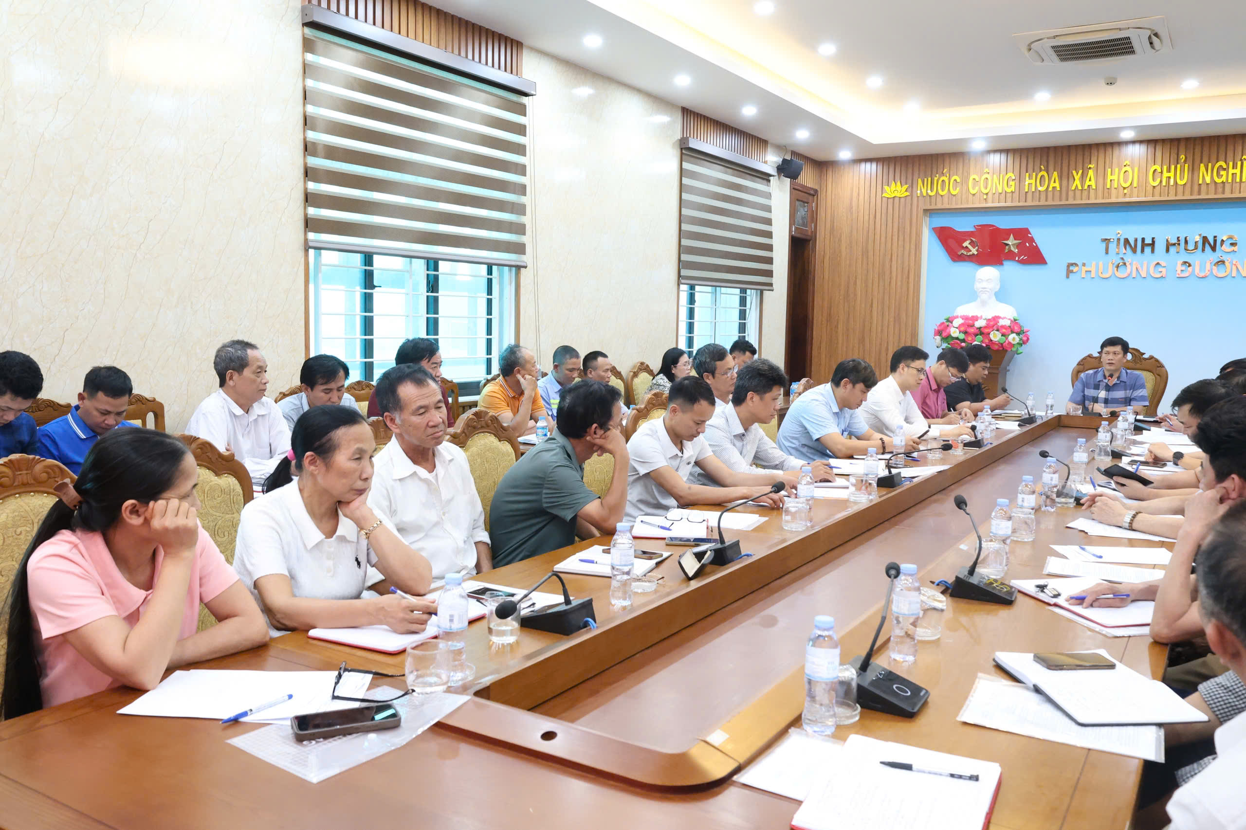 Hội nghị triển khai kế hoạch giải toả vi phạm đất đai, công trình thuỷ lợi, an toàn giao thông, lập bến bãi trái phép lập lại trật tự đô thị trên địa bàn phường