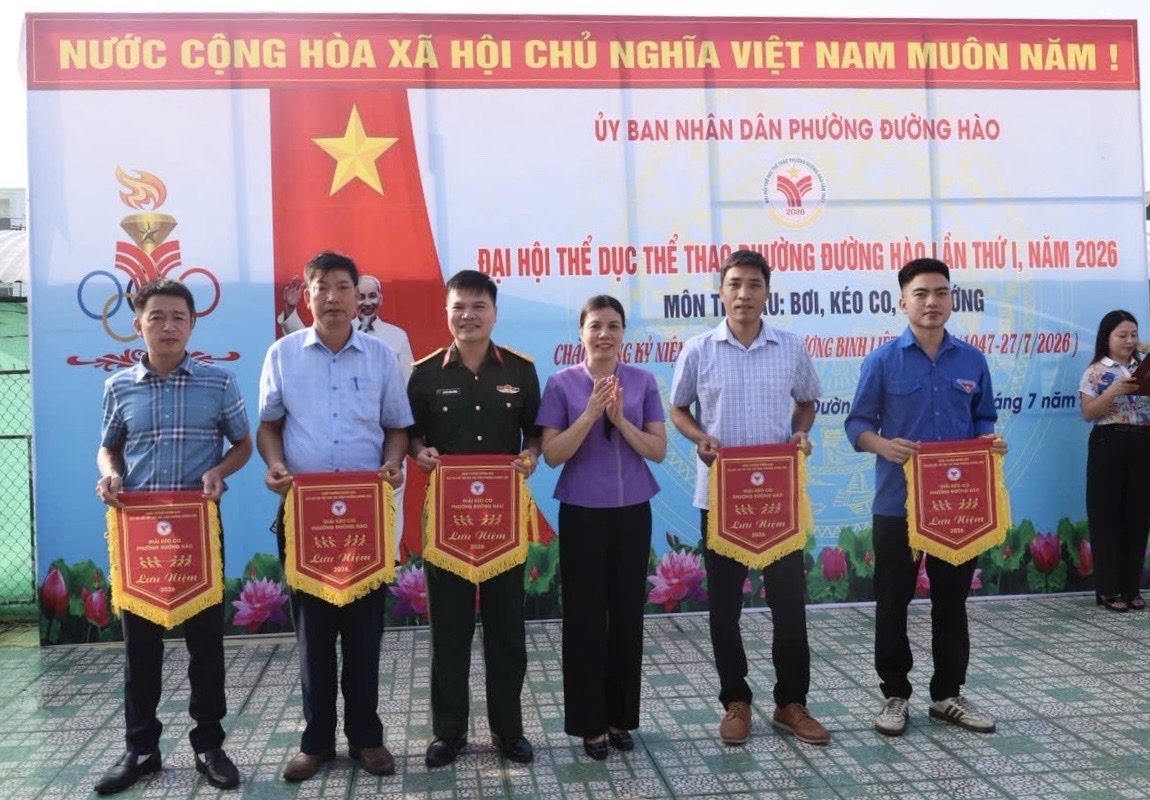 Sôi nổi giải vô địch cờ tướng các nhóm tuổi, giải kéo co và giải bơi lội thiếu niên - Nhi đồng phường Đường Hào năm 2026