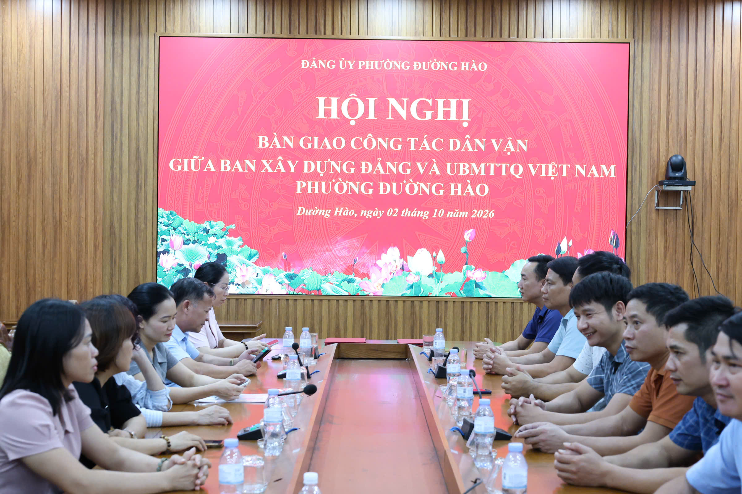 Hội nghị bàn giao công tác dân vận giữa Ban Xây dựng Đảng ủy và Cơ quan Ủy ban MTTQ Việt Nam phường Đường Hào